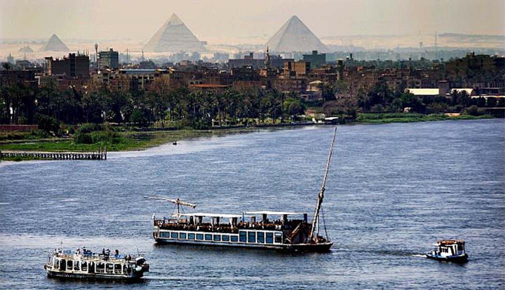 Nile cruises, Cairo